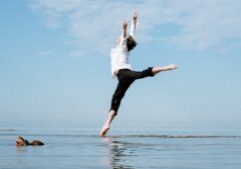 pexels-cottonbro-4736740